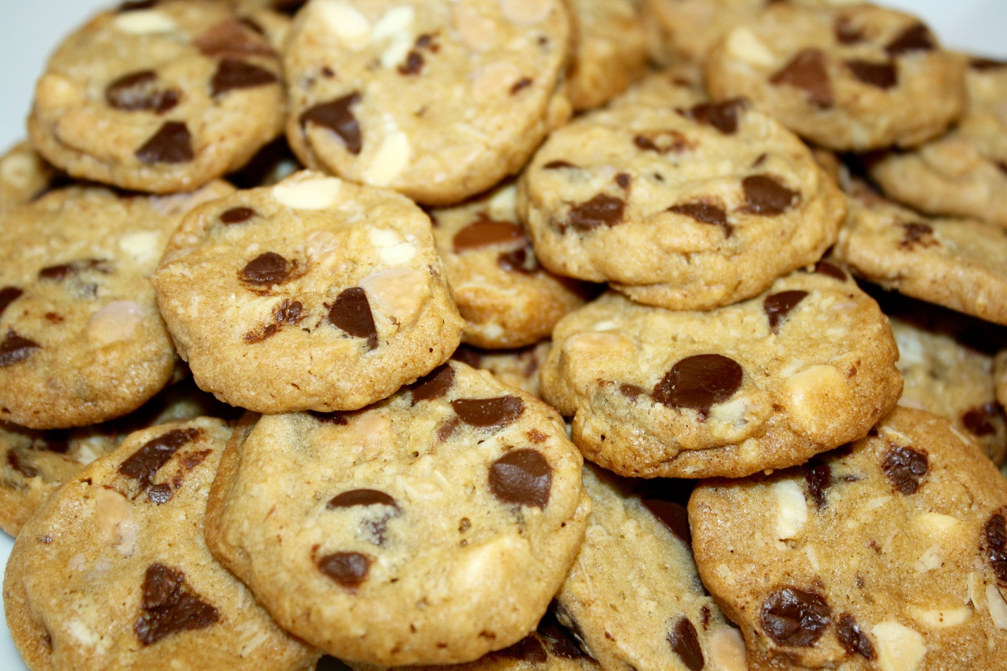 Chocolate Chip Cookie | Dark, Milk, White, Butterscotch