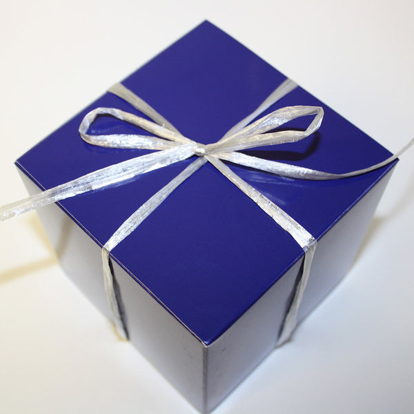 Choose this blue box and pack with cookies. Add personal note or image for Free. 